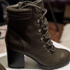 Army green boot